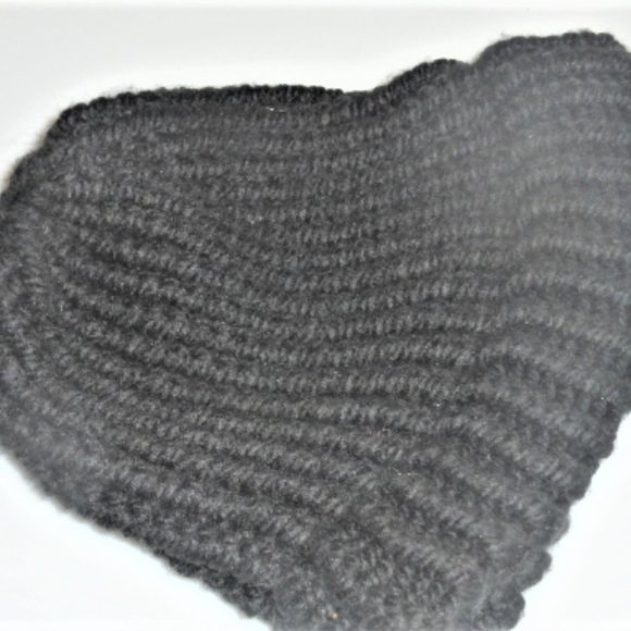st3 - Hand Knitted KIDS TOQUE HAT Kids Wool Hat Kids Black Hat KIDS Winter Hat - Picture 4 of 4